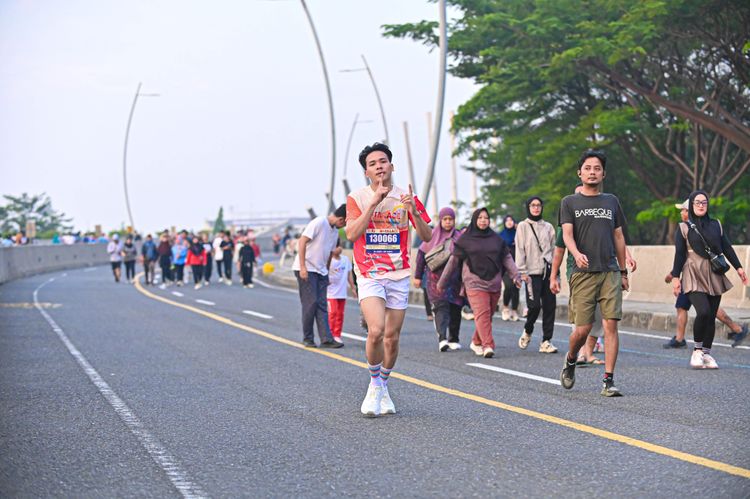 Race photo from NOTARACE 2025