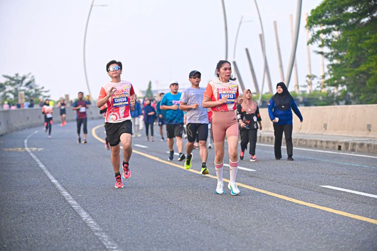 Race photo from NOTARACE 2025