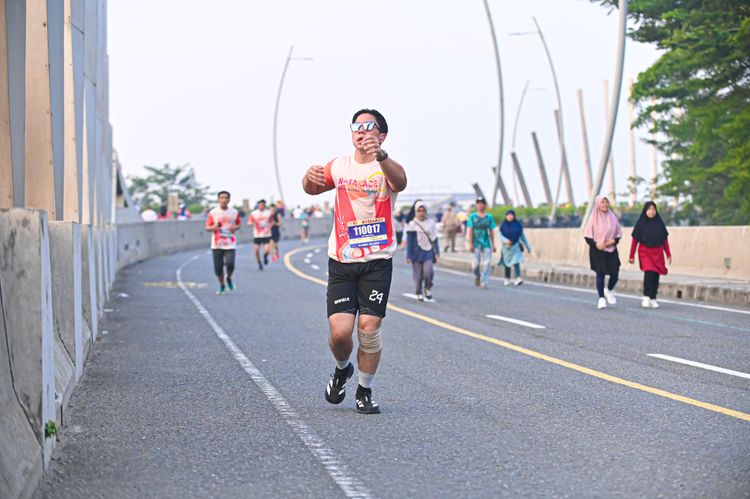 Race photo from NOTARACE 2025