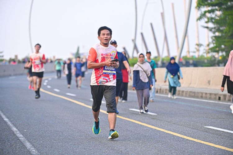 Race photo from NOTARACE 2025