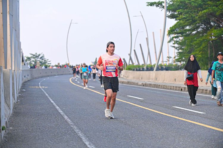 Race photo from NOTARACE 2025
