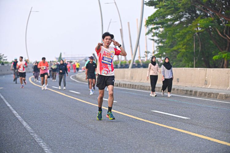 Race photo from NOTARACE 2025