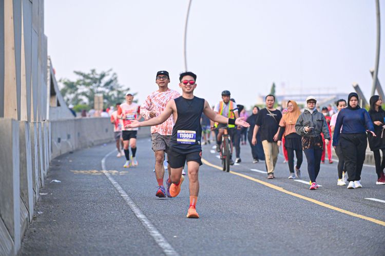 Race photo from NOTARACE 2025