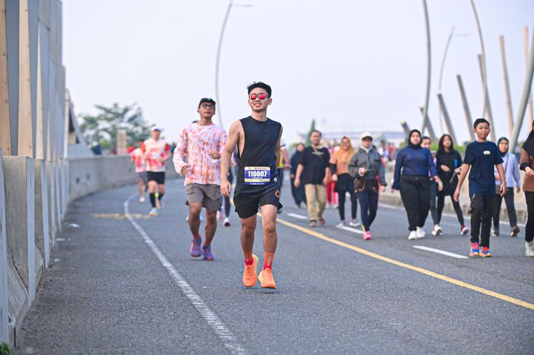 Race photo from NOTARACE 2025