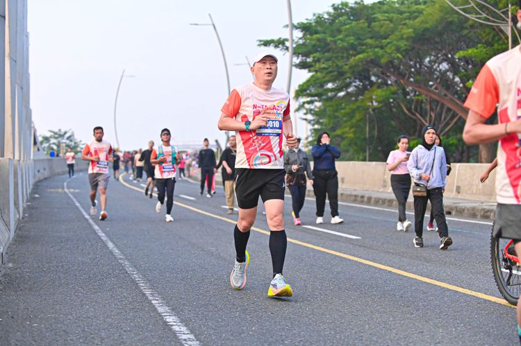 Race photo from NOTARACE 2025