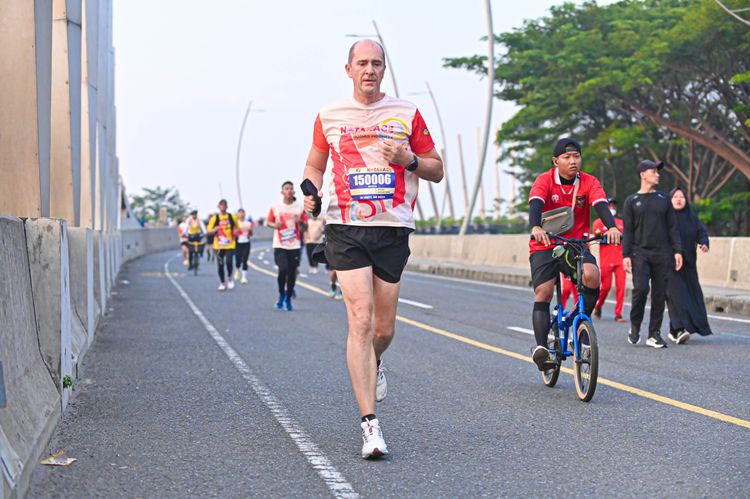 Race photo from NOTARACE 2025