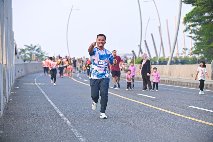 Race photo from NOTARACE 2025
