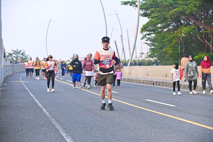 Race photo from NOTARACE 2025