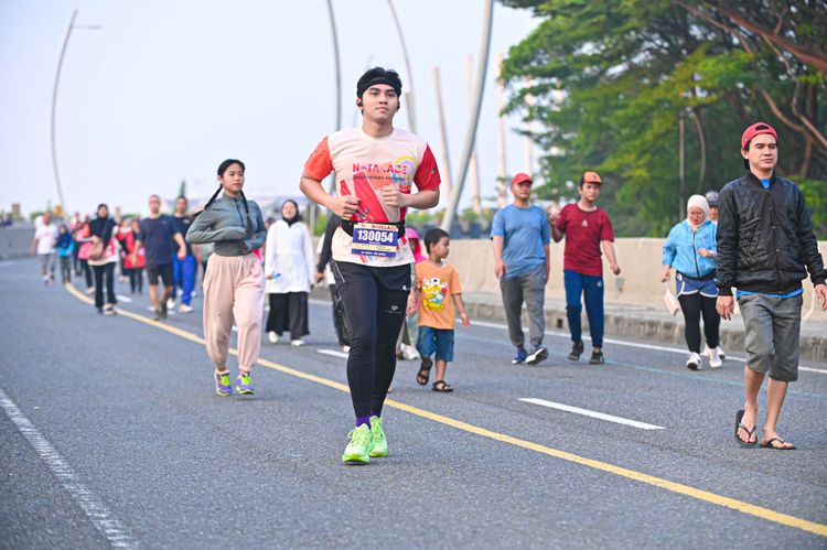 Race photo from NOTARACE 2025
