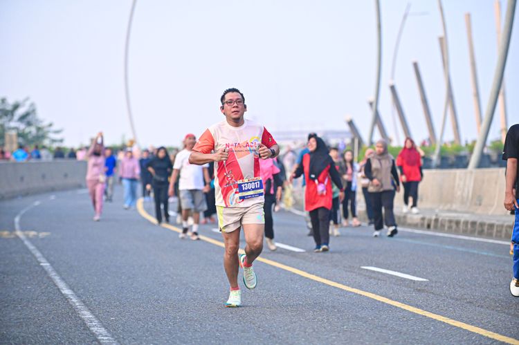 Race photo from NOTARACE 2025