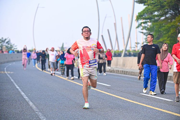Race photo from NOTARACE 2025