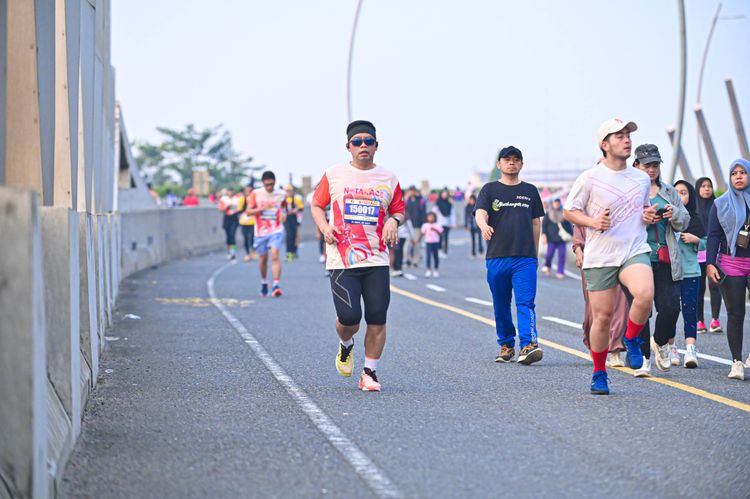 Race photo from NOTARACE 2025