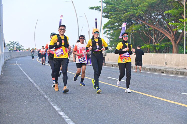 Race photo from NOTARACE 2025
