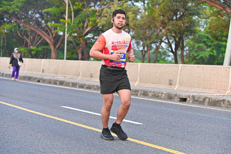 Race photo from NOTARACE 2025
