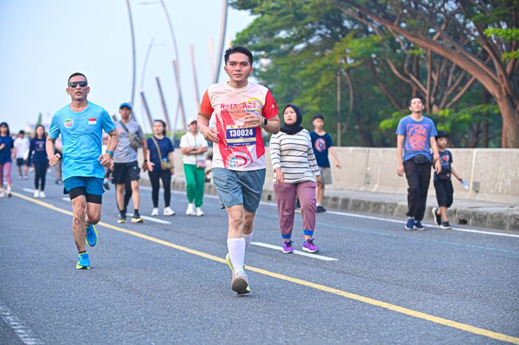 Race photo from NOTARACE 2025
