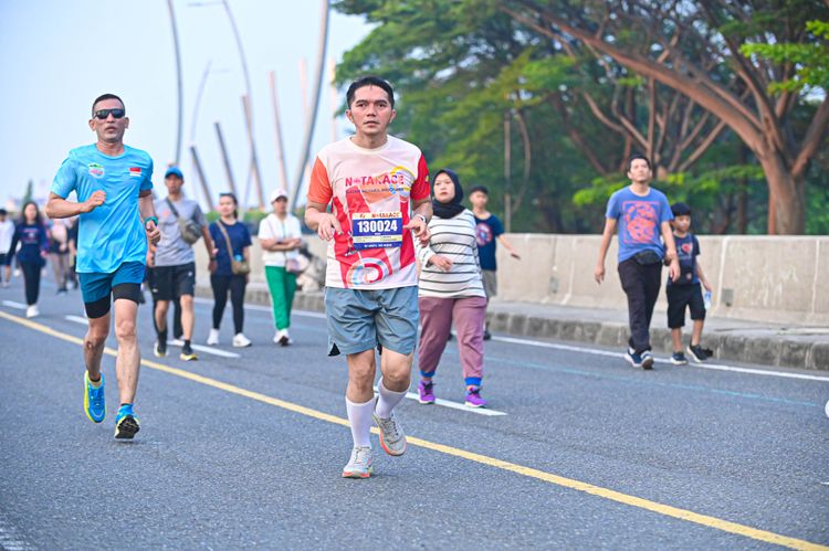 Race photo from NOTARACE 2025