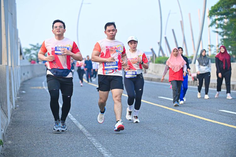 Race photo from NOTARACE 2025