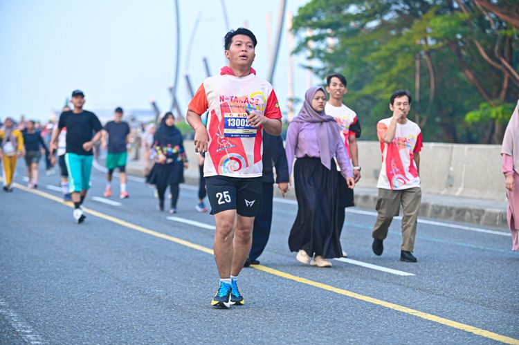 Race photo from NOTARACE 2025