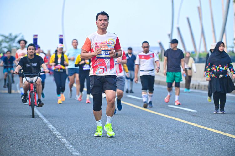 Race photo from NOTARACE 2025