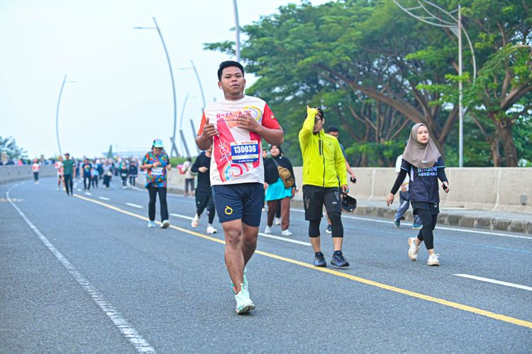 Race photo from NOTARACE 2025