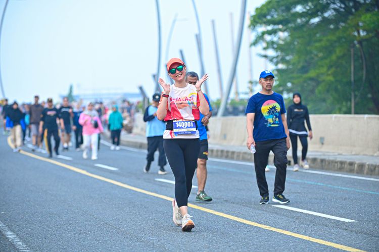 Race photo from NOTARACE 2025