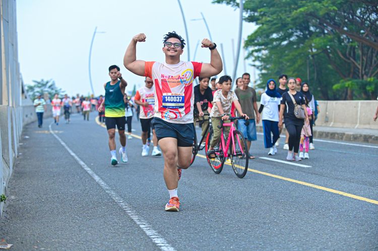 Race photo from NOTARACE 2025