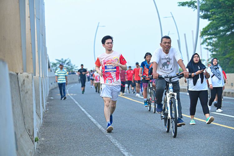 Race photo from NOTARACE 2025