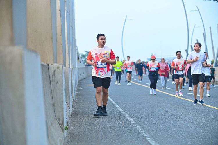 Race photo from NOTARACE 2025