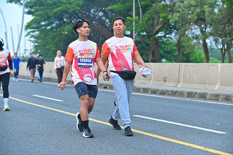 Race photo from NOTARACE 2025