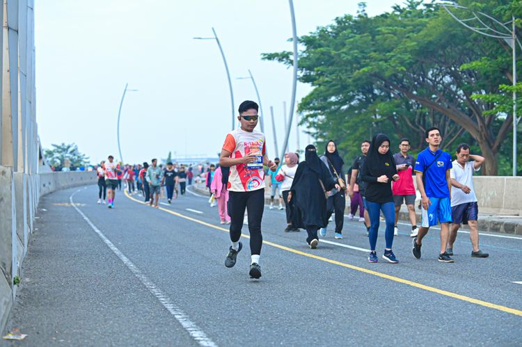 Race photo from NOTARACE 2025