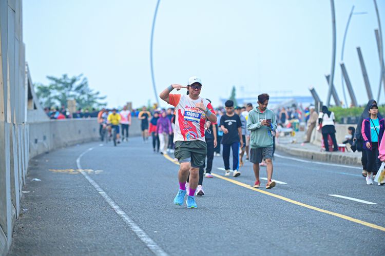Race photo from NOTARACE 2025
