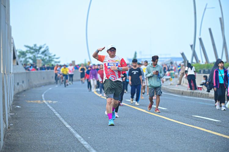 Race photo from NOTARACE 2025