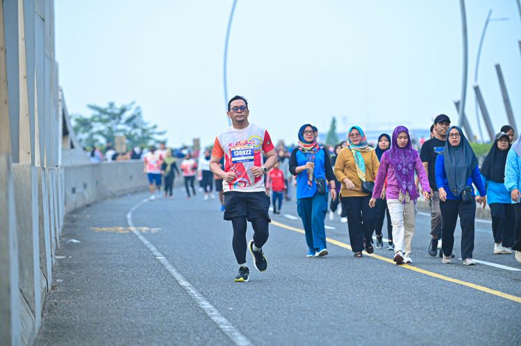 Race photo from NOTARACE 2025