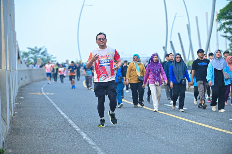 Race photo from NOTARACE 2025