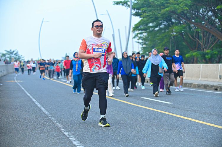 Race photo from NOTARACE 2025