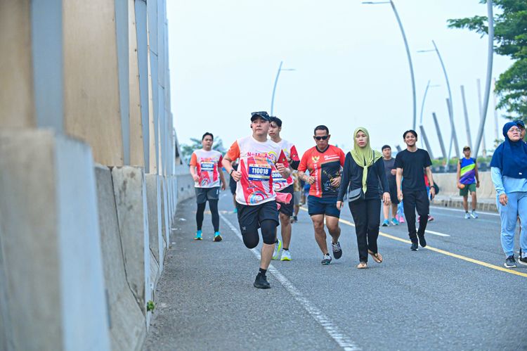 Race photo from NOTARACE 2025