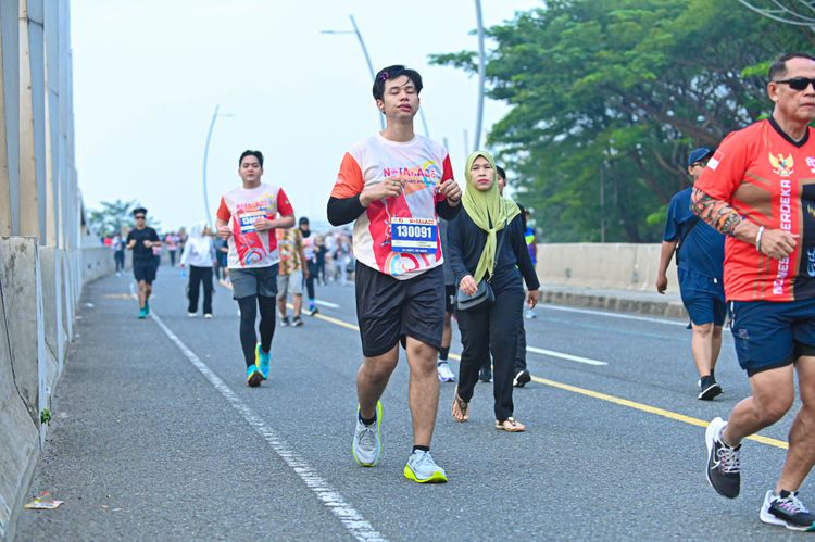 Race photo from NOTARACE 2025