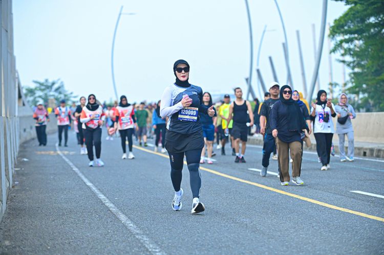 Race photo from NOTARACE 2025