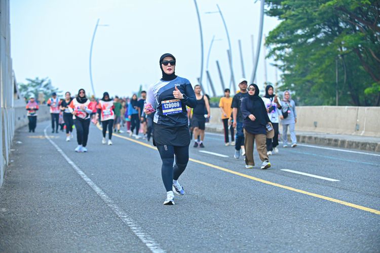 Race photo from NOTARACE 2025