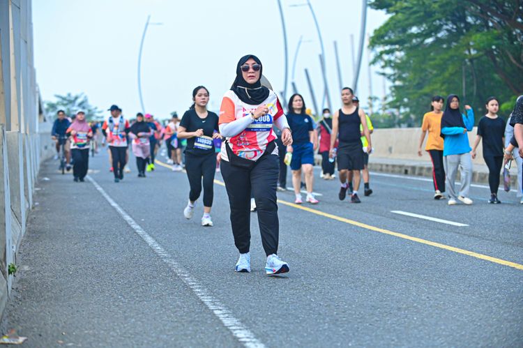 Race photo from NOTARACE 2025
