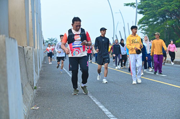 Race photo from NOTARACE 2025
