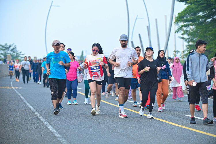 Race photo from NOTARACE 2025