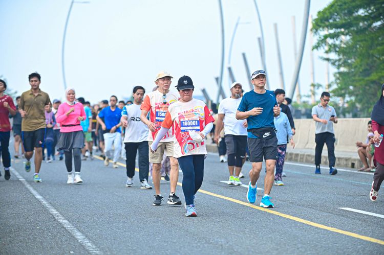Race photo from NOTARACE 2025