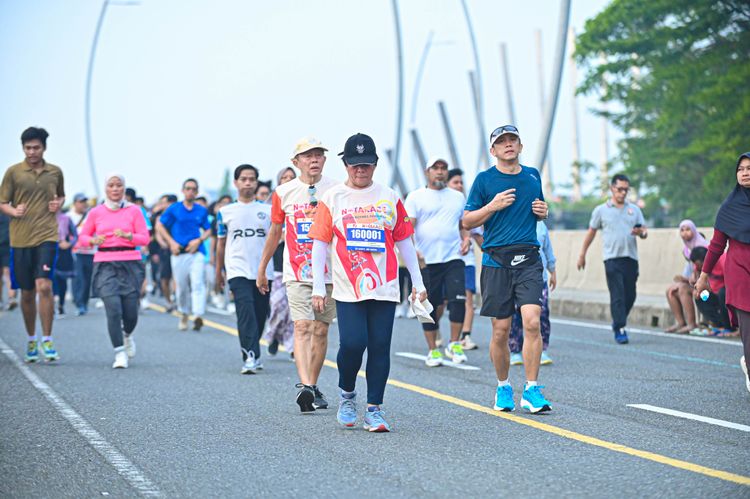 Race photo from NOTARACE 2025
