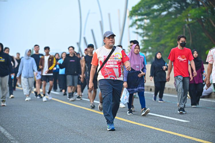 Race photo from NOTARACE 2025