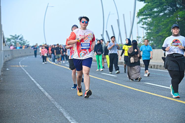 Race photo from NOTARACE 2025
