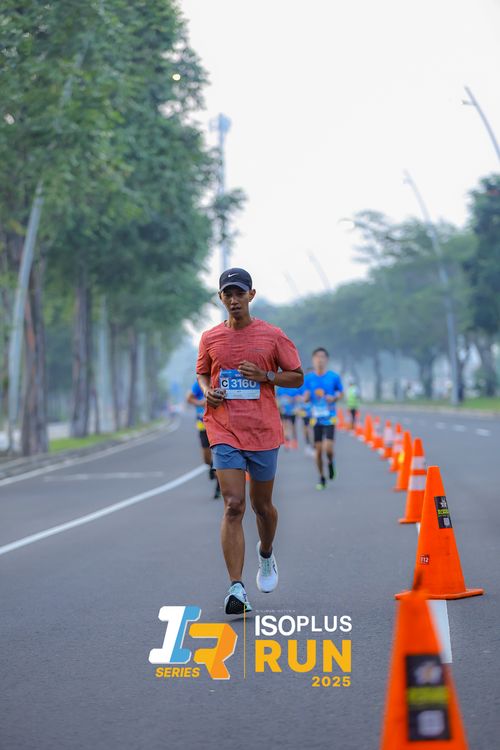 Race photo from ISOPLUS RUN 2025 - JAKARTA