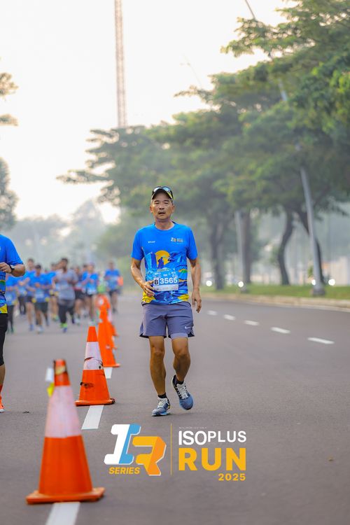 Race photo from ISOPLUS RUN 2025 - JAKARTA