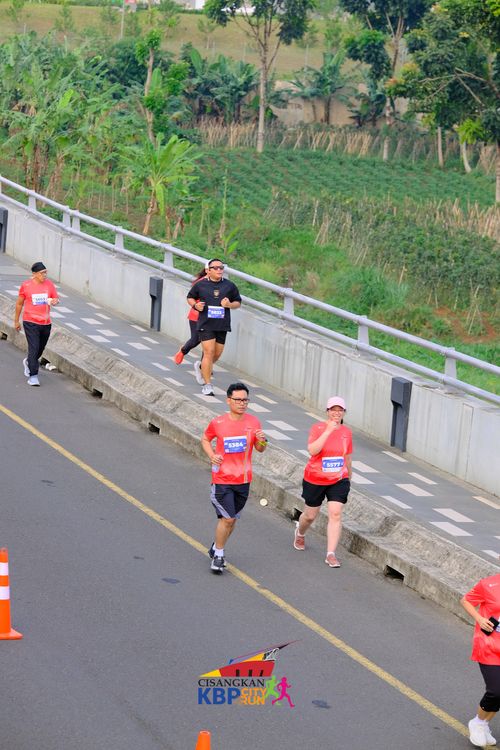 Race photo from CISANGKAN KBP CITY RUN 2025
