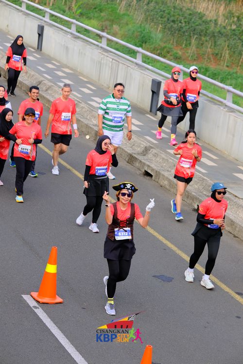 Race photo from CISANGKAN KBP CITY RUN 2025